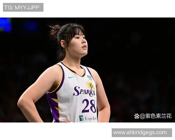 李月汝面临激烈竞争前景堪忧或将继续在风暴中挣扎求生